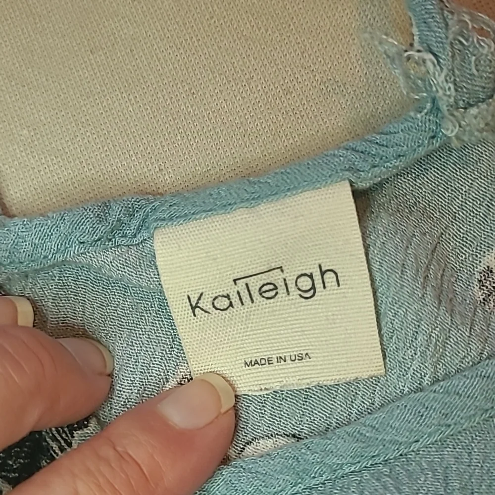 Kaileigh XL floral dress shirt with spaghetti straps teal and black